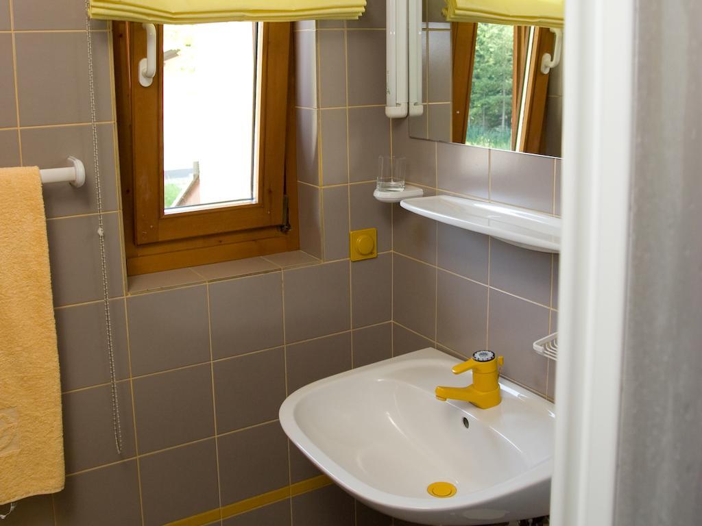 Appartements Popotnik ファアーク・アム・ゼー 部屋 写真